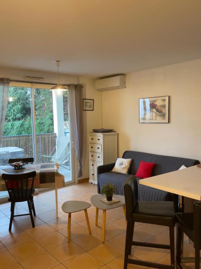 Joli Appartement Tout Confort Hyères Esterno foto
